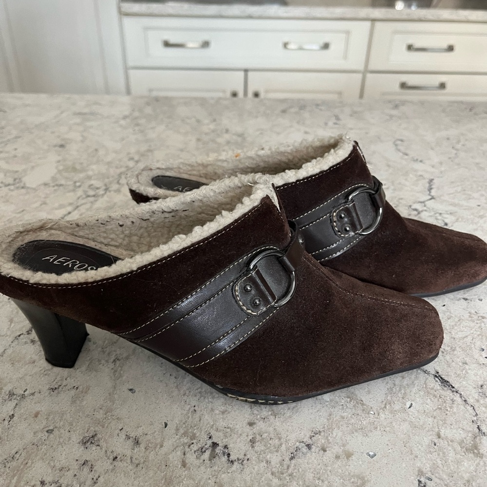 🌼Aerosoles heeled slip on